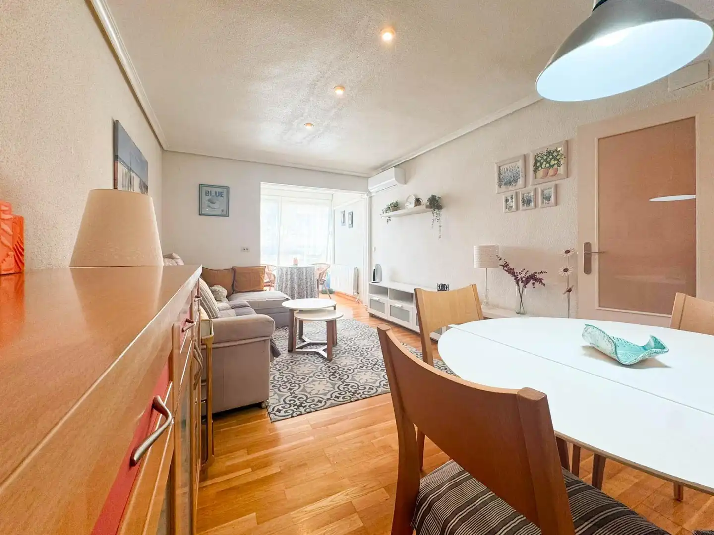 Wohnzimmer von Wohnung zur Miete in Elche / Elx mit Klimaanlage, Heizung und Parkett