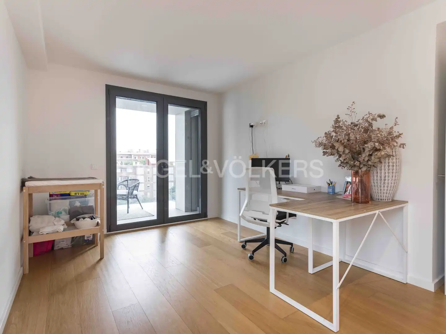Attic for rent in Barcelona  with Air Conditioner, Heating and Parquet flooring