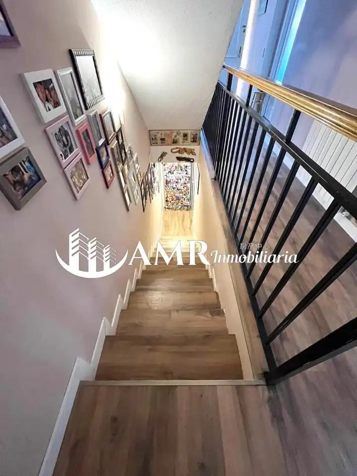 Casa adosada en venta en Seseña con Aire acondicionado, Calefacción y Jardín privado