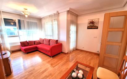 Living room of Apartment for sale in Burgos Capital  with Heating, Parquet flooring and Terrace