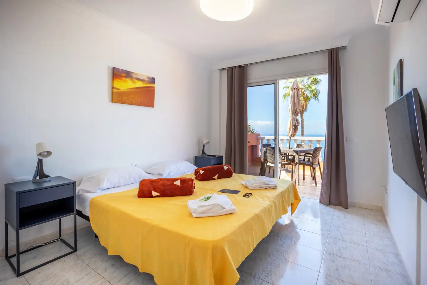 Schlafzimmer von Wohnungen zum Verkauf in Santiago del Teide mit Klimaanlage, Terrasse und Möbliert