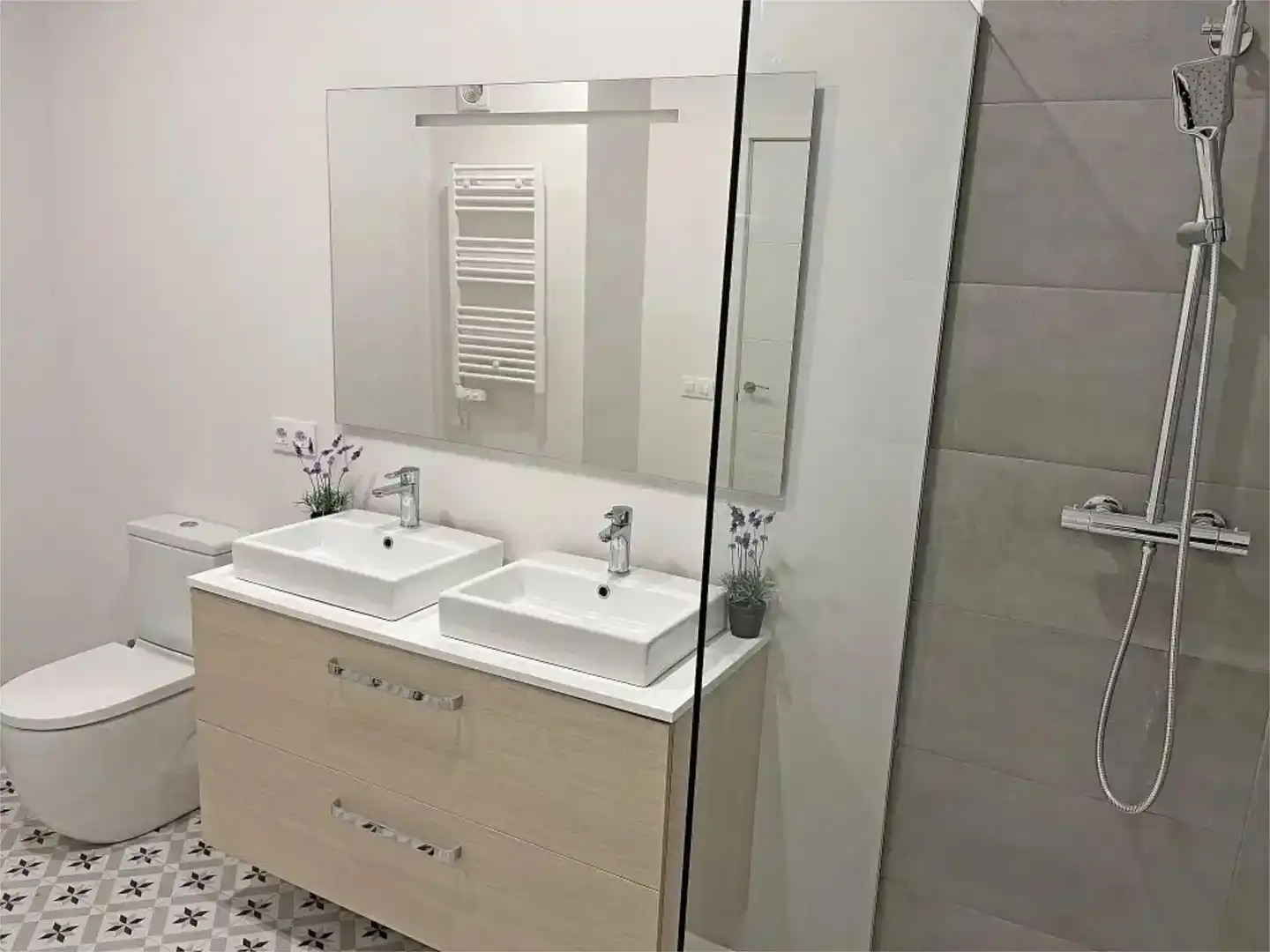 Bany de Pis en venda en Premià de Mar amb Aire condicionat