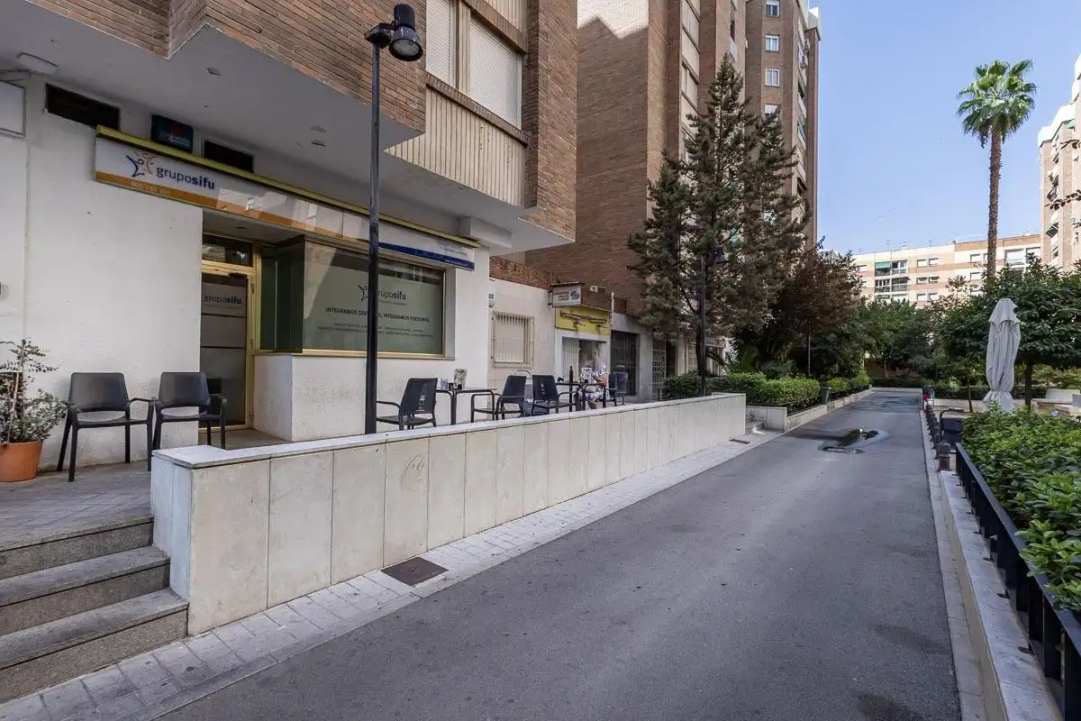 Exterior view of Commercial properties for rent in Granada