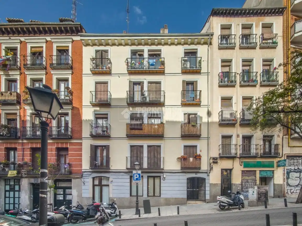 Vista exterior de Piso en venta en Madrid con Aire acondicionado, Calefacción y Balcón