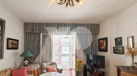 Foto 4 de Apartamento en venta en Calle Zalamea, Simancas, Madrid Capital