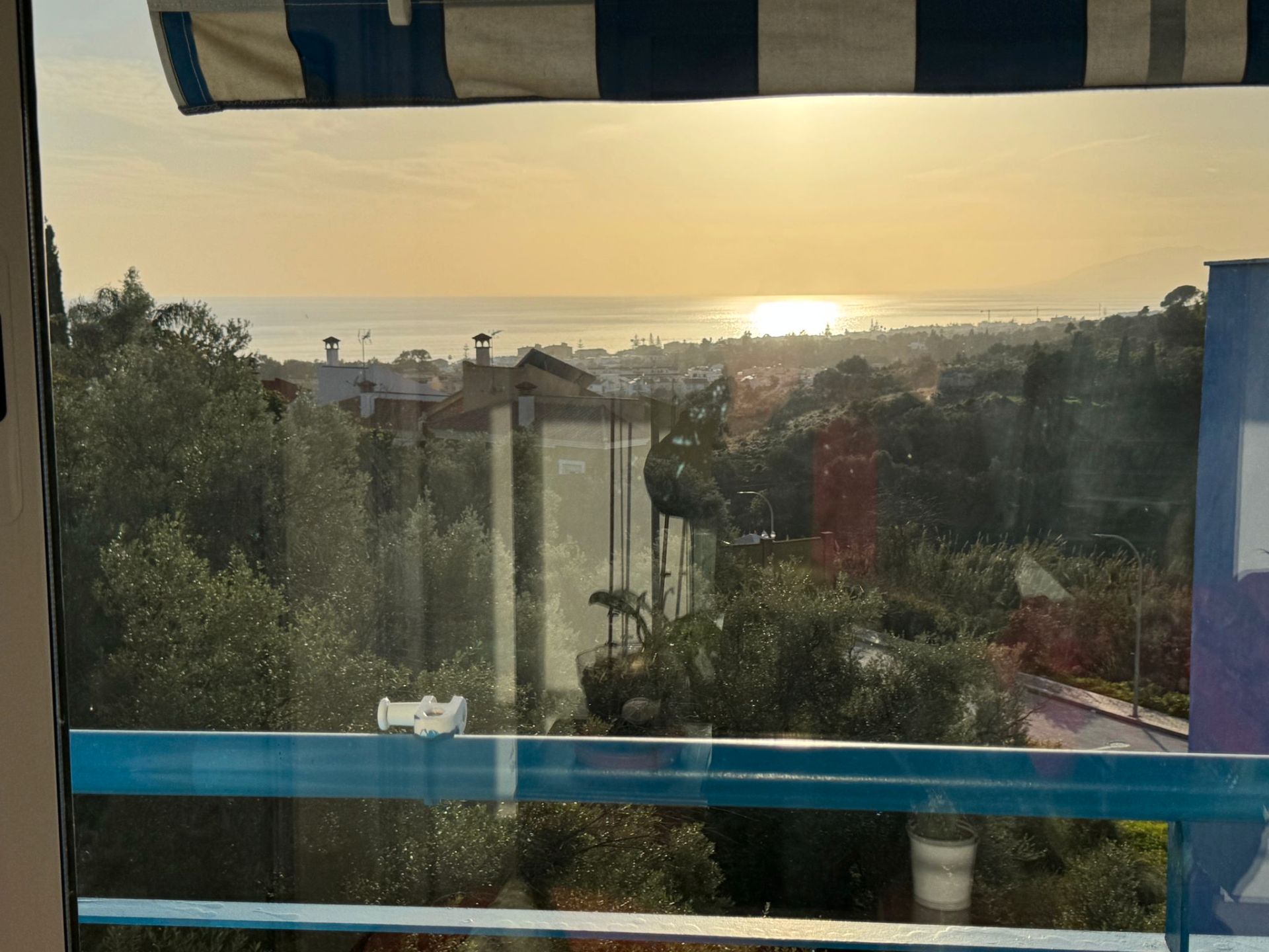 Vista exterior de Pis en venda en Vélez-Málaga amb Terrassa i Traster