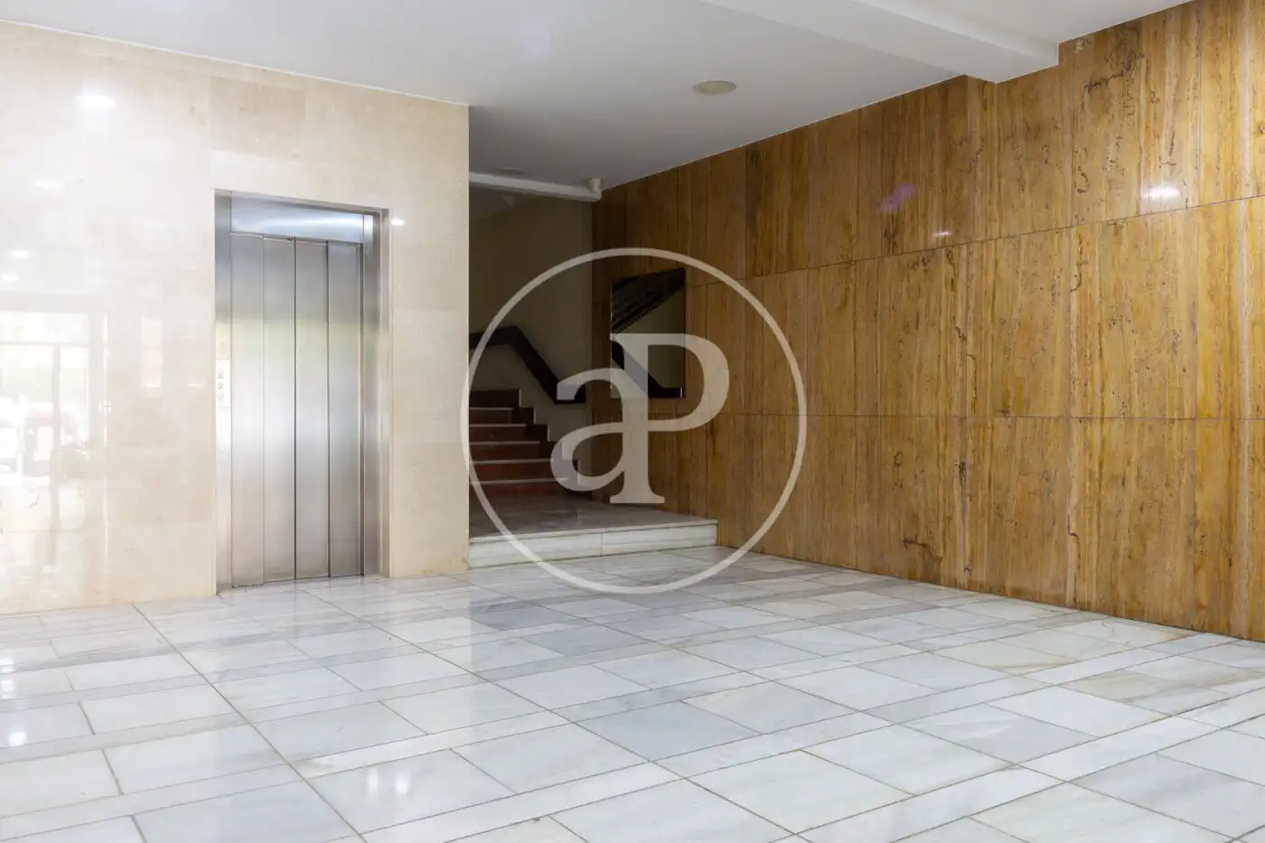 Piso en venta en Valencia con Calefacción y Balcón