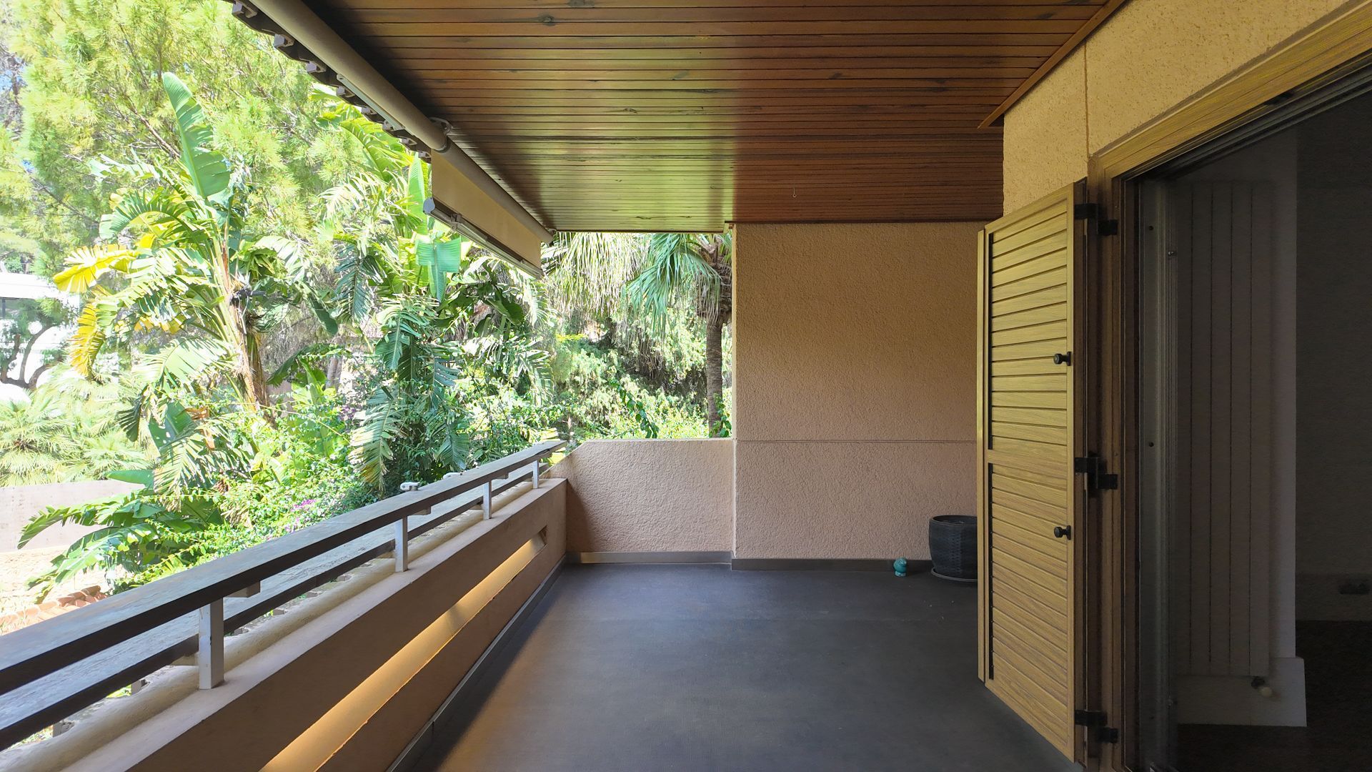 Terrace of Flat to rent in Rocafort  with Air Conditioner, Heating and Terrace