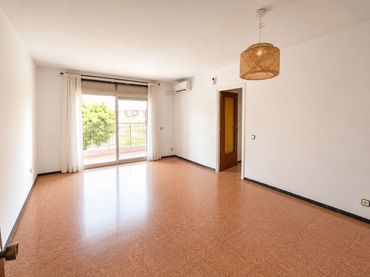 Wohnung mit Aufzug zum Verkauf in Carrer Juan Sebastián Elcano 19