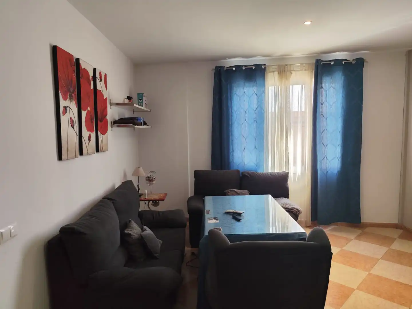 Sala d'estar de Planta baixa en venda en Los Santos de Maimona amb Aire condicionat