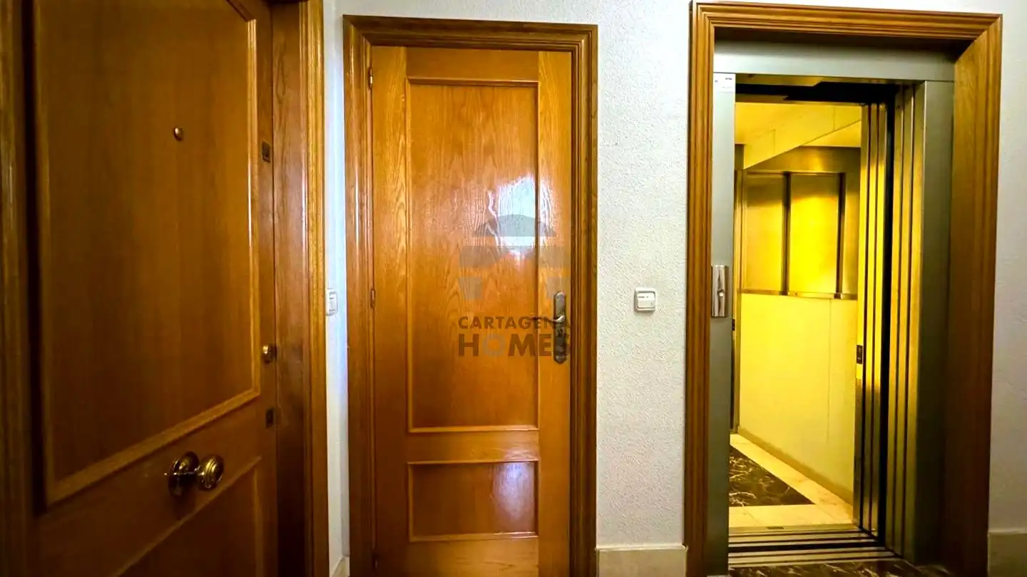 Flat for sale in Cartagena  with Air Conditioner, Parquet flooring and Storage room