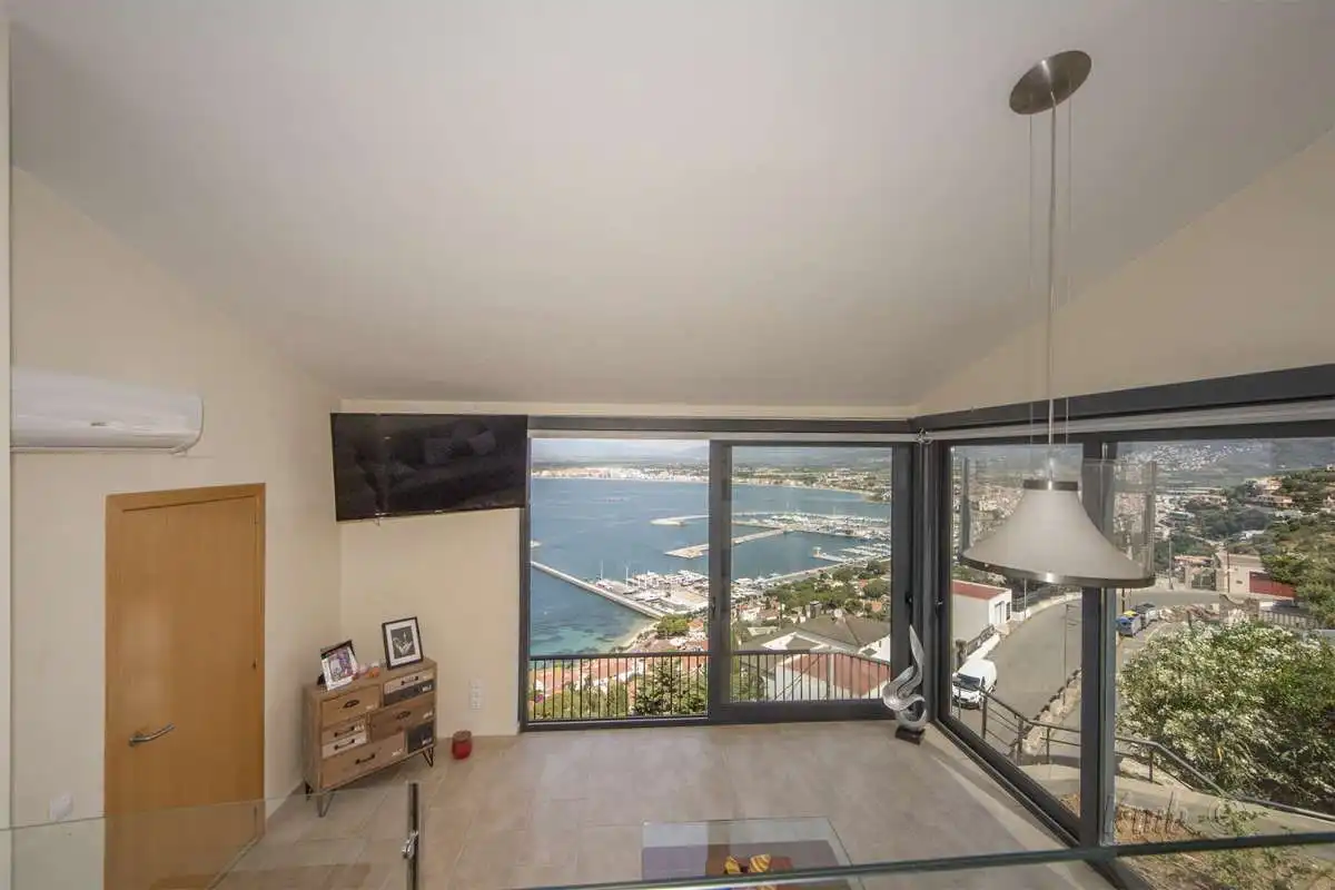 Casa pareada con jardín en venta en Almadrava - Canyelles - Puig-Rom, imagen 4
