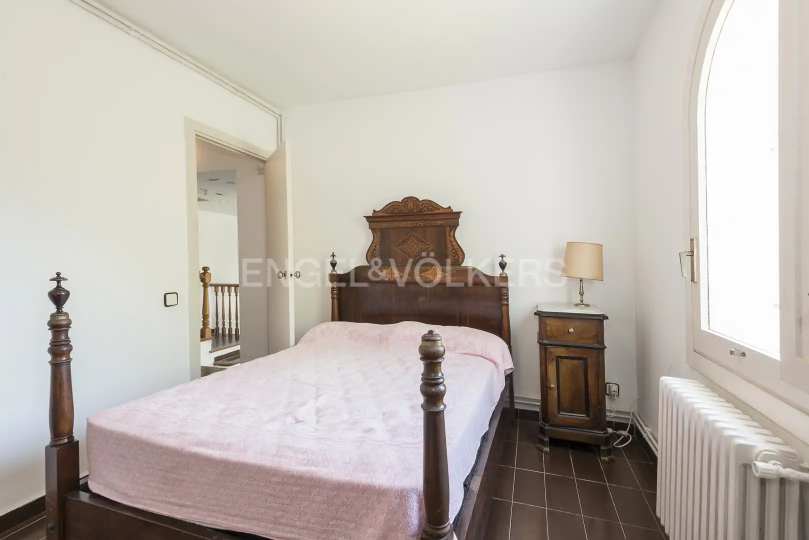 Dormitori de Casa o xalet en venda en Tarragona amb Calefacció, Jardí privat i Parquet