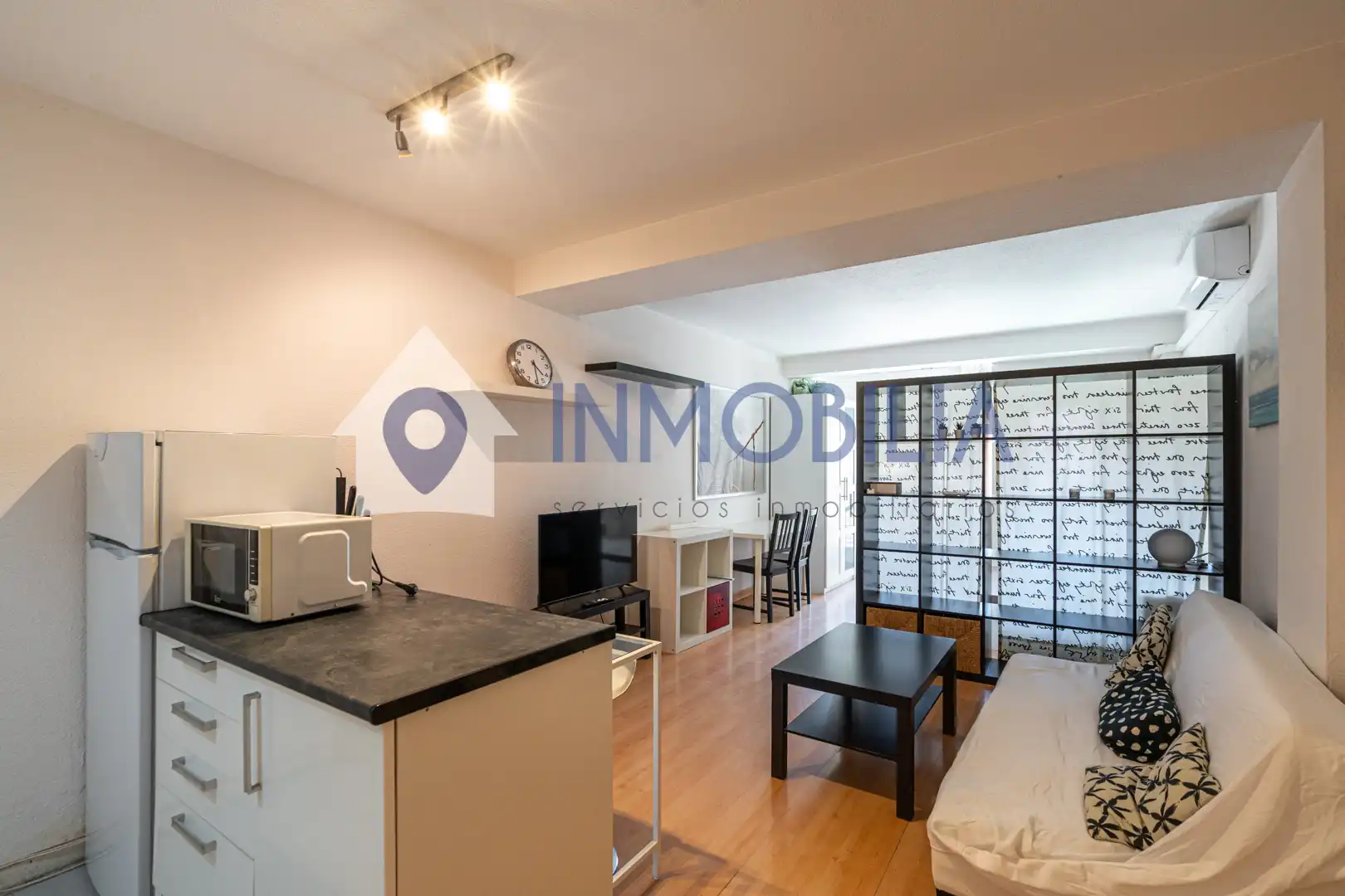 Vista exterior de Piso en venta en Madrid con Aire acondicionado, Calefacción y Piscina