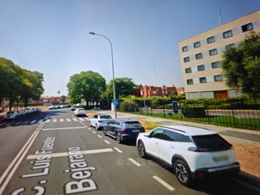 Oficina con ascensor en venta en Este - Alcosa- Torreblanca