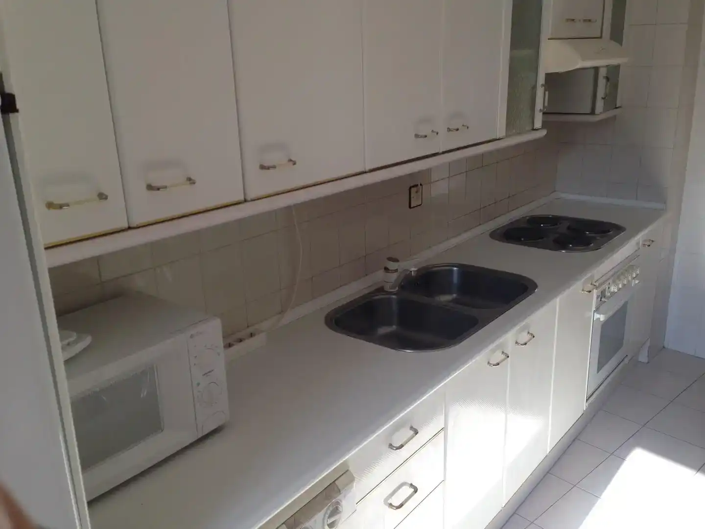 Cuina de Pis en venda en Soria Capital  amb Parquet, Moblat i Forn