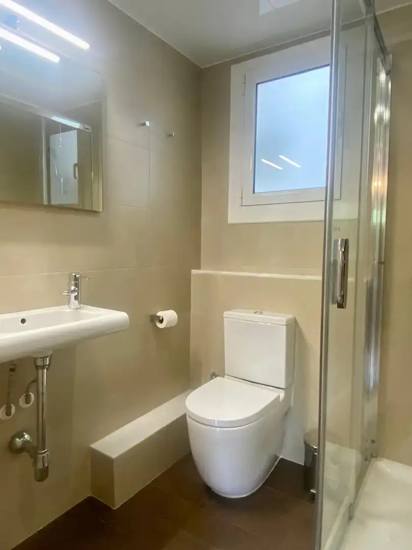 Baño de Apartamento de alquiler en Centre