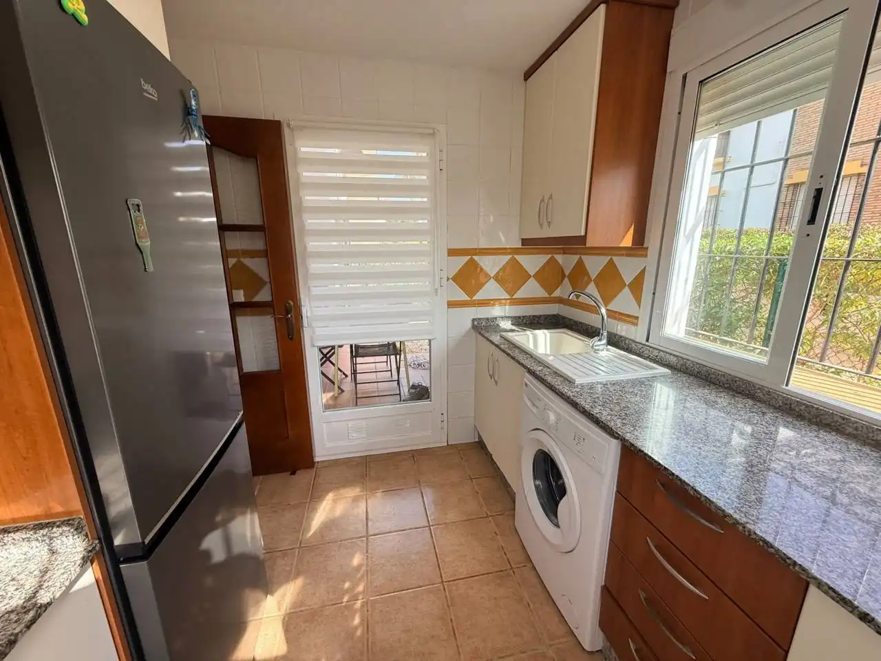 Cocina de Piso de alquiler en Vera con Aire acondicionado, Terraza y Piscina comunitaria