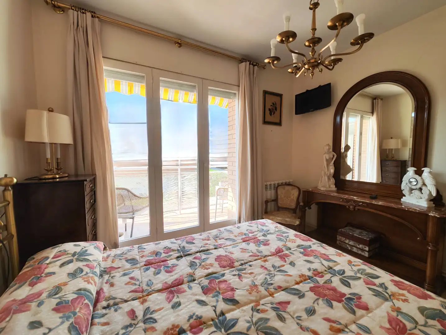 Habitación de Piso en venta en Terrassa con Aire acondicionado, Calefacción y Balcón