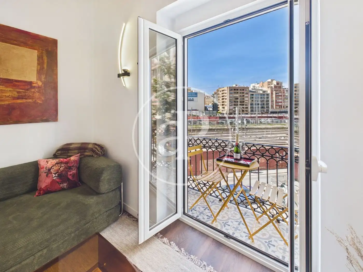 Terrasse von Wohnung zur Miete in  Valencia Capital mit Klimaanlage, Heizung und Möbliert