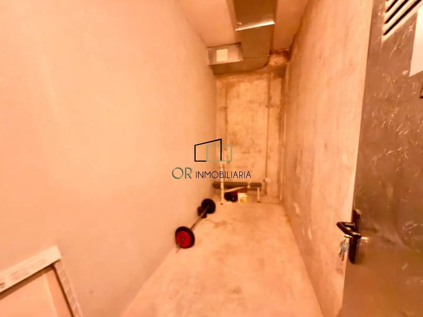 Piso en venta en La Granada con Calefacción, Terraza y Trastero