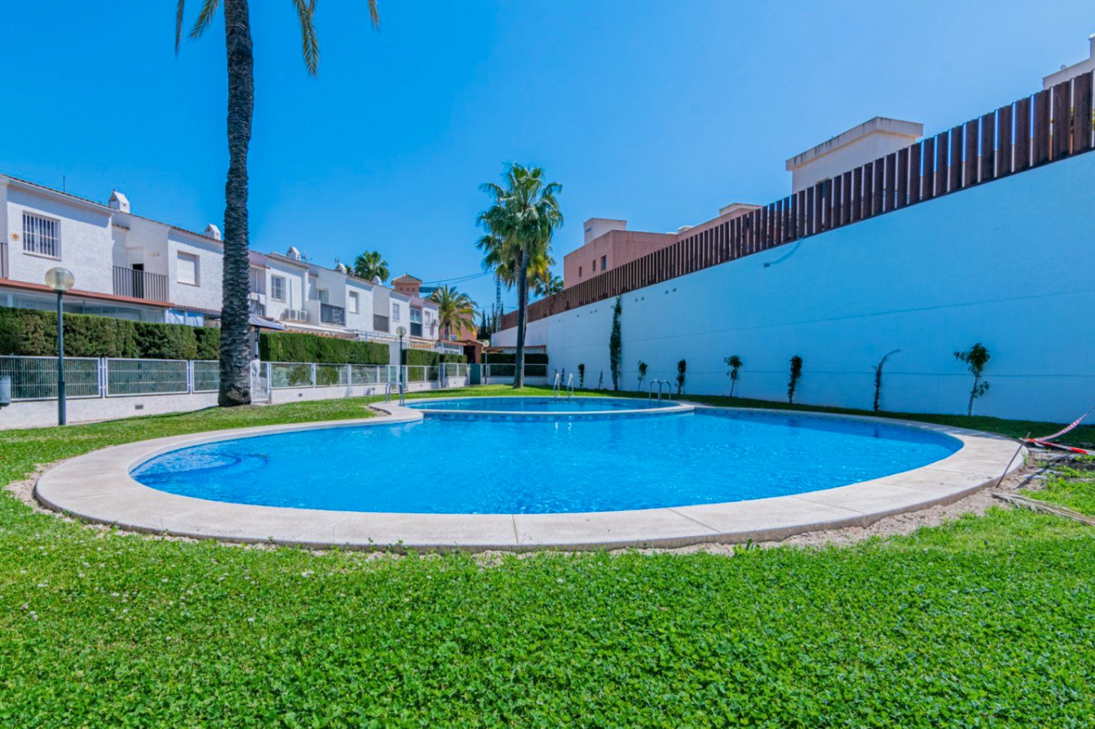 Jardín de Casa o chalet de alquiler en L'Alfàs del Pi con Jardín privado, Terraza y Piscina