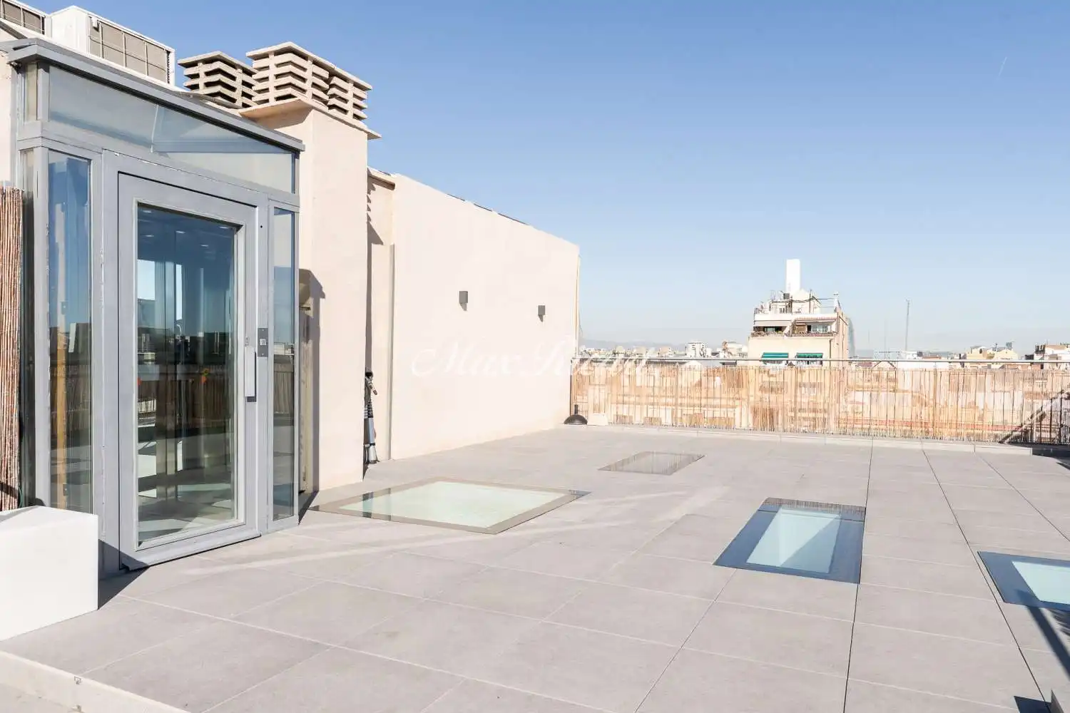 Attic for rent in N/A, Dreta de l'Eixample