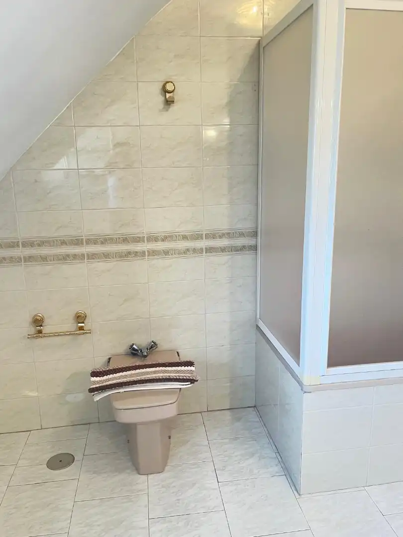 Baño de Casa o chalet de alquiler en Becerril de la Sierra con Aire acondicionado, Calefacción y Jardín privado