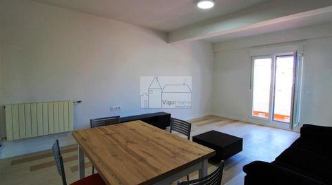 Foto 2 de Piso de alquiler en Illas Canarias, O Castro, Vigo