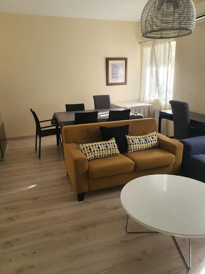 Living room of Apartment for sale in  Granada Capital