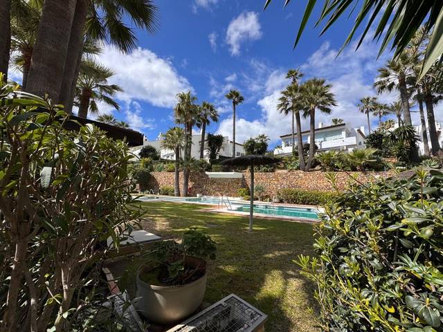 Casa adosada en Venta en Manilva - Manilva,Manilva,Calle Miguel Delibes en San Luis de Sabinillas