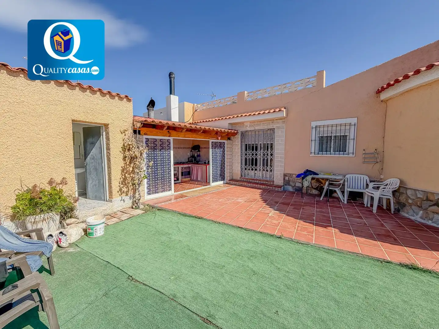 Vista exterior de Casa o chalet en venta en Mutxamel con Aire acondicionado, Calefacción y Terraza