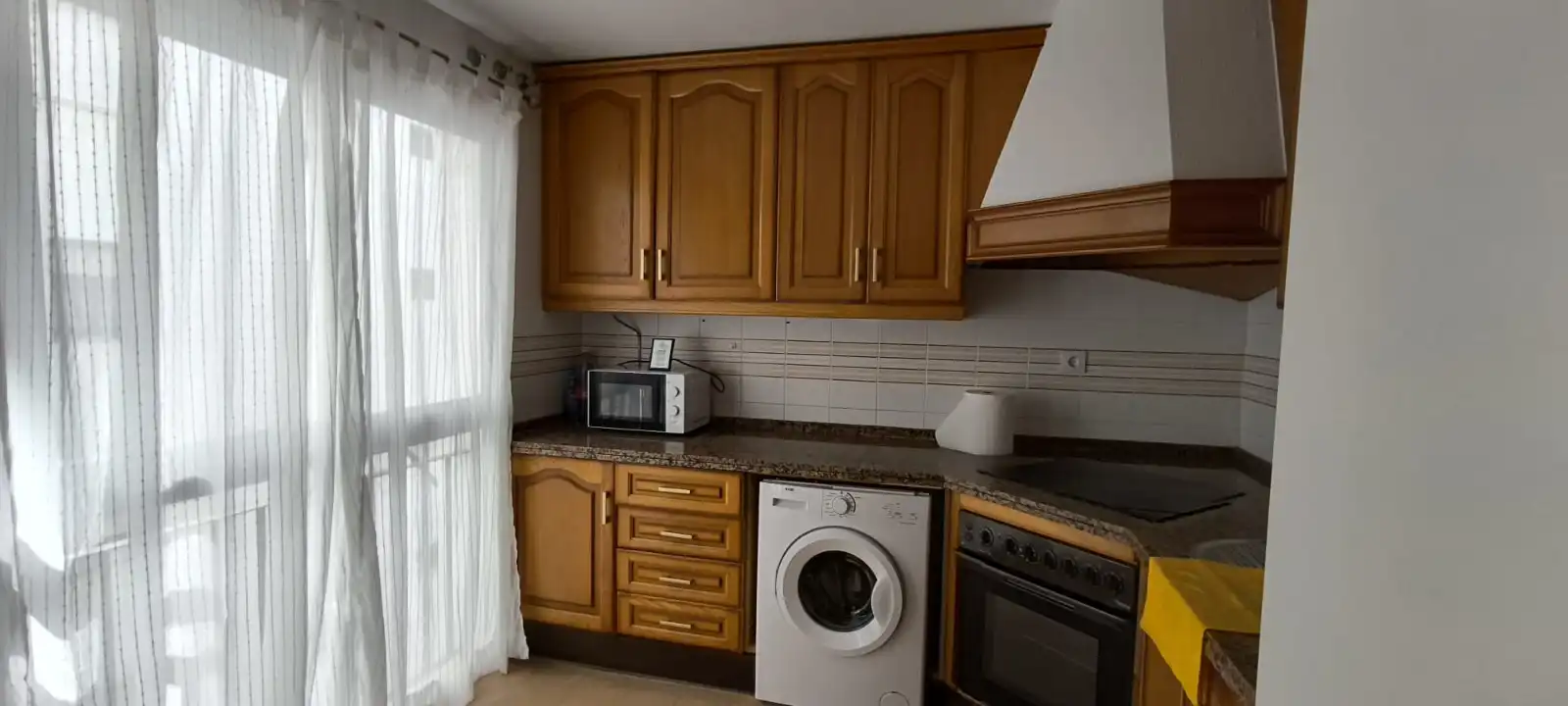 Cocina de Piso de alquiler en San Fernando con Amueblado, Horno y Lavadora