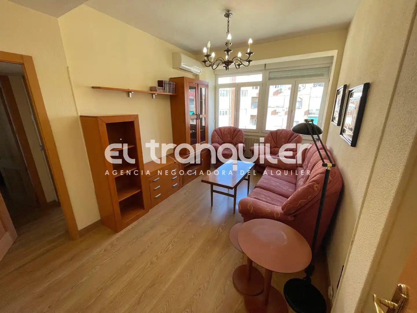 Penthouse with lift to rent in Calle Torres Miranda, imagen 3