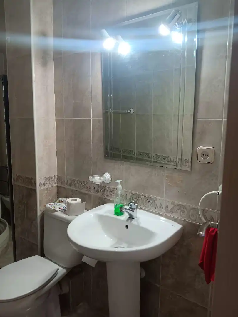 Baño de Piso de alquiler en Getafe con Aire acondicionado, Calefacción y Horno