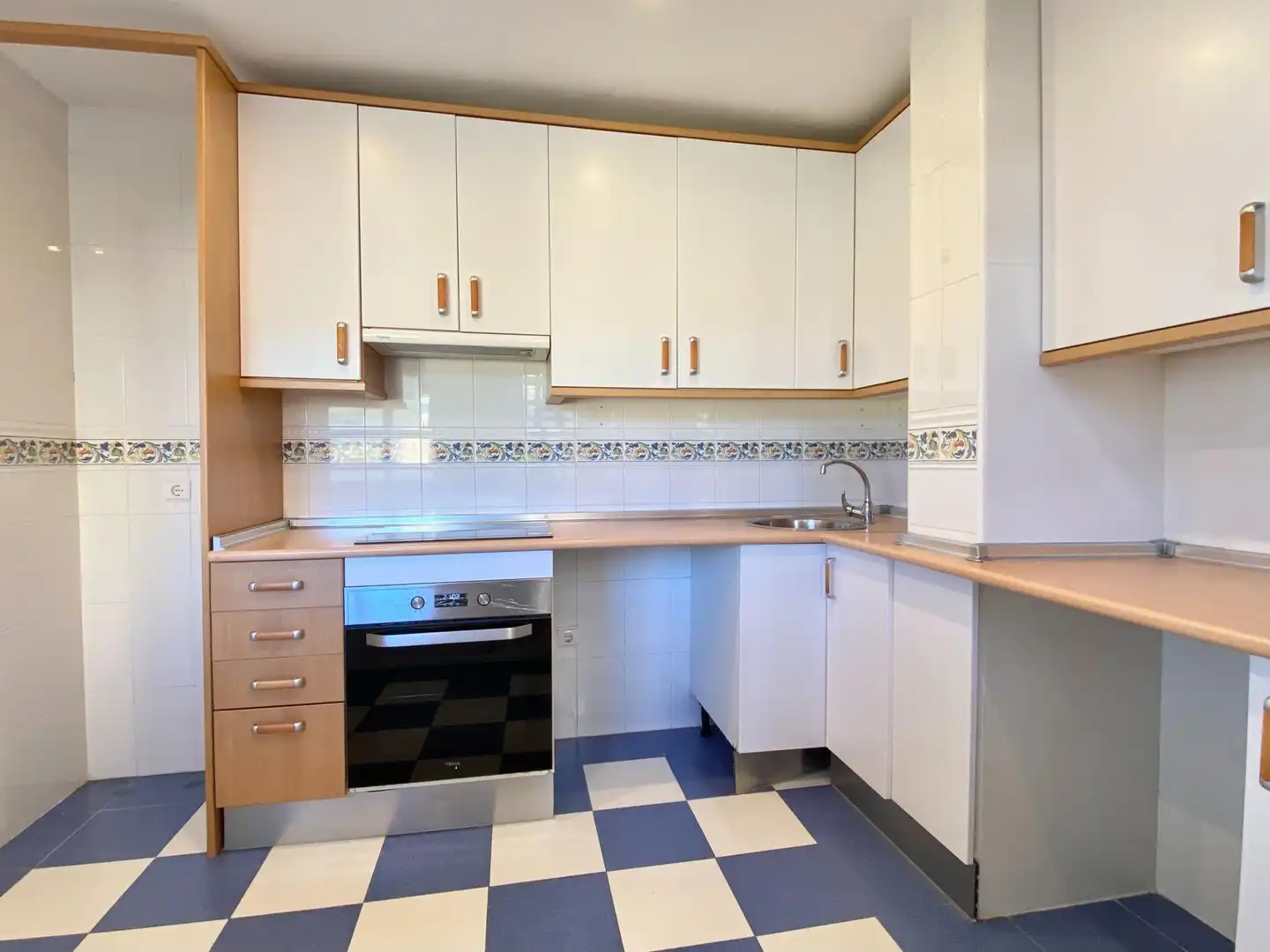 Cocina de Piso en venta en Mijas con Terraza y Piscina comunitaria