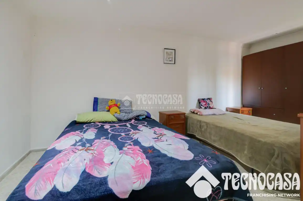 Bedroom of Flat for sale in Viladecans