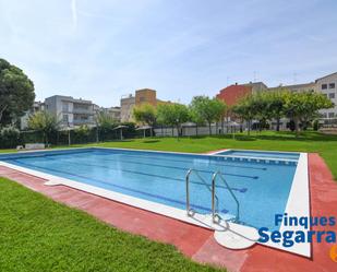 Swimming pool of Study for sale in Roda de Berà