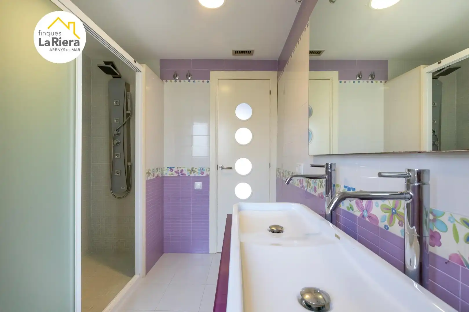 Baño de Casa o chalet en venta en Arenys de Mar con Aire acondicionado, Calefacción y Jardín privado