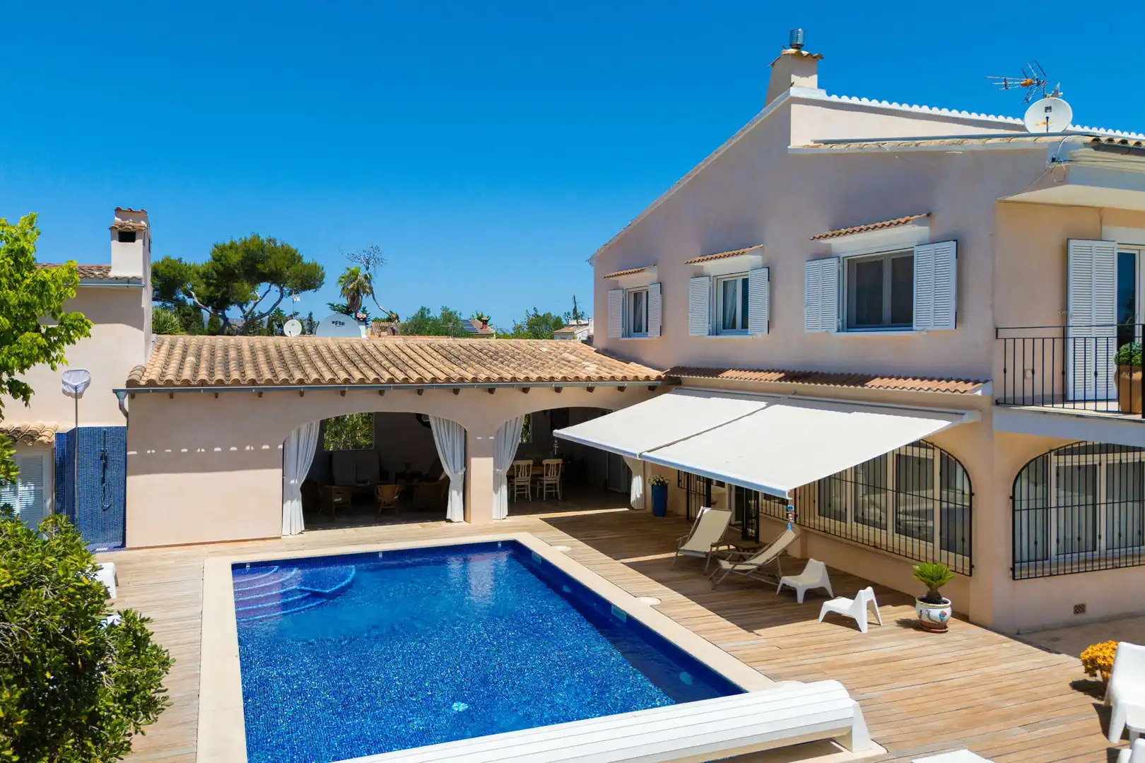 Piscina de Finca rústica en venta en Muro con Aire acondicionado, Terraza y Amueblado