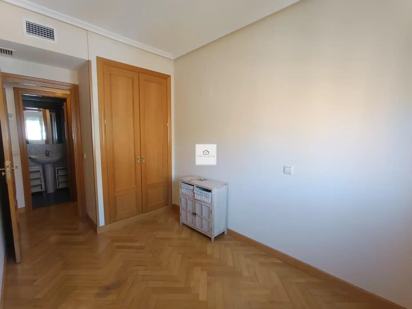 Habitación de Piso de alquiler en Madrid con Aire acondicionado, Calefacción y Parquet