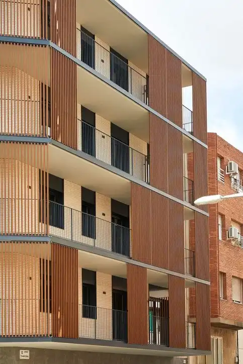 Vista exterior de Pis de lloguer en L'Hospitalet de Llobregat amb Aire condicionat, Calefacció i Parquet