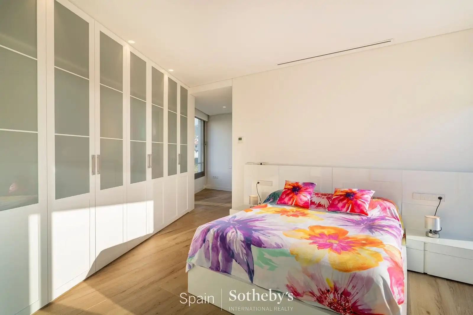 Schlafzimmer von Einfamilien-Reihenhaus zum Verkauf in Alcalà de Xivert mit Klimaanlage, Heizung und Privatgarten