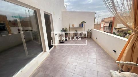 Foto 3 de Àtic en venda a Carolinas Bajas, Alicante