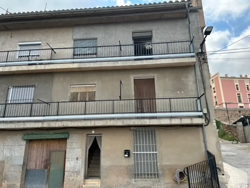 Vista exterior de Pis en venda en Viver
