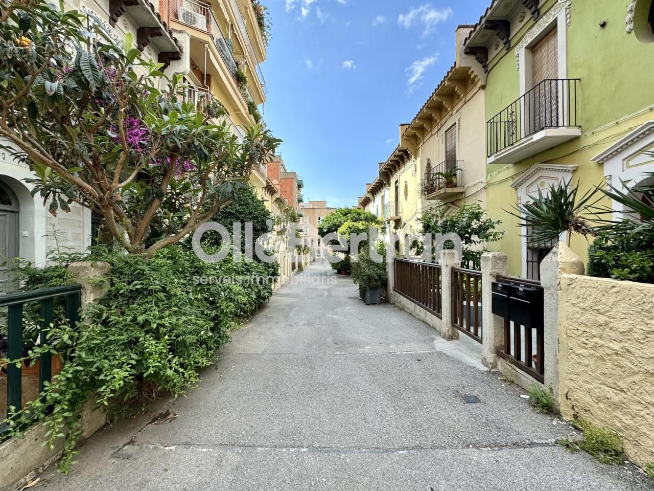 Local en venta en de Tubella, Barri de les Corts