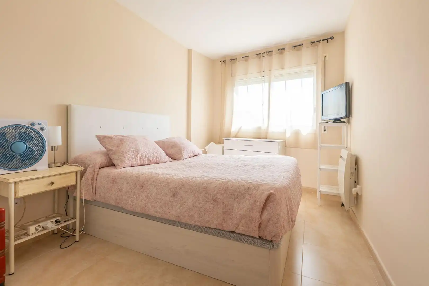 Piso con ascensor en venta en Sant Jaume d'Enveja, imagen 16
