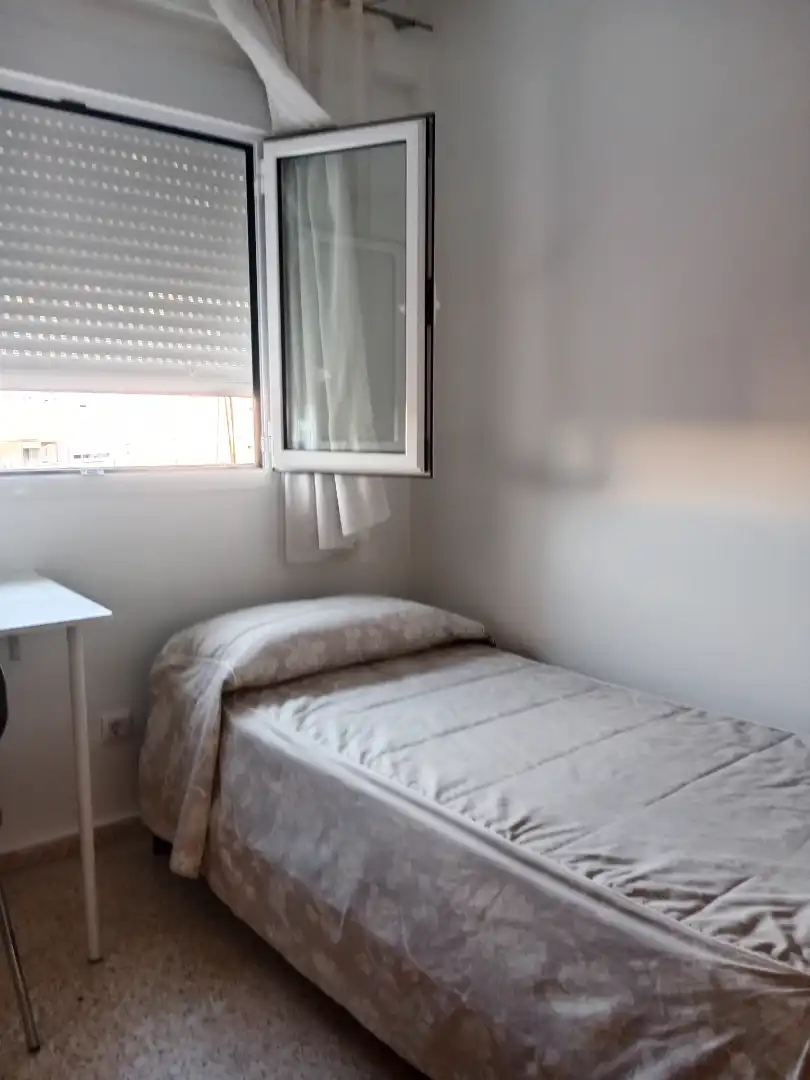 Schlafzimmer von Wohnung zur Miete in Sevilla mit Klimaanlage, Möbliert und Ofen
