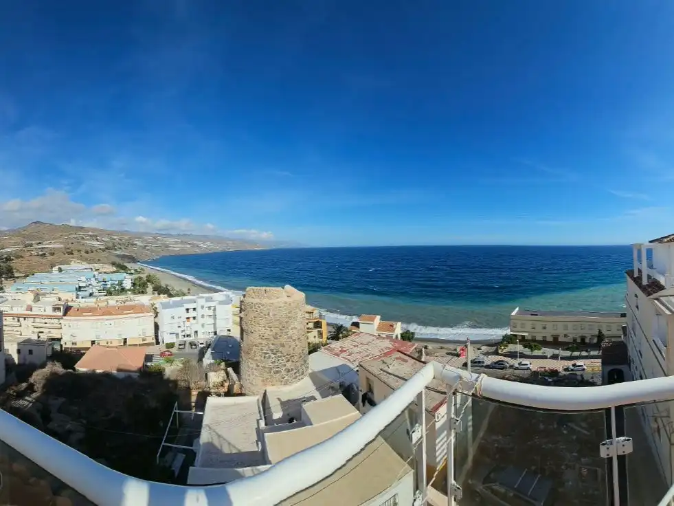 Exterior view of Flat for sale in Castell de Ferro