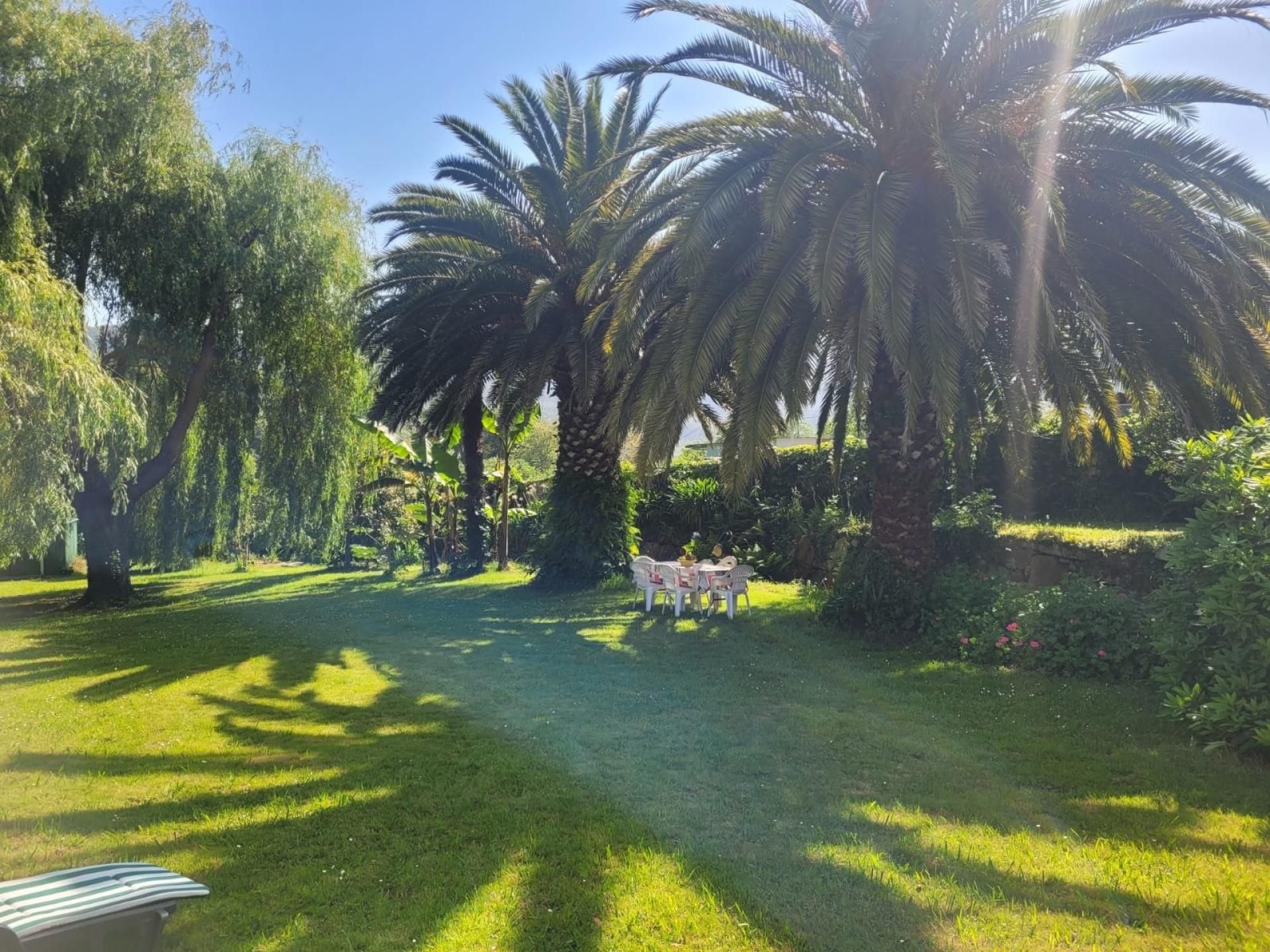 Garden of Country house for sale in Viveiro  with Heating